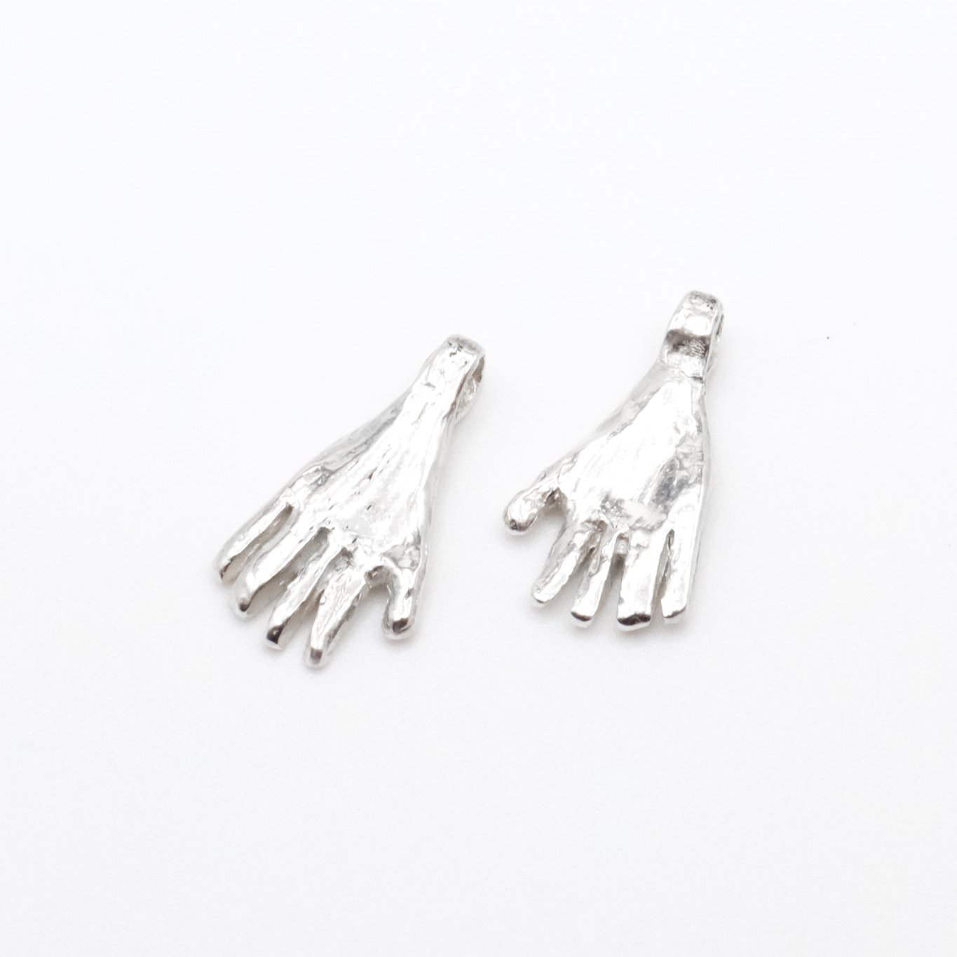 HANDS PENDANT