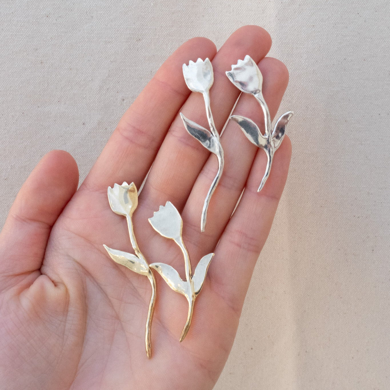 TULIPS SILVER
